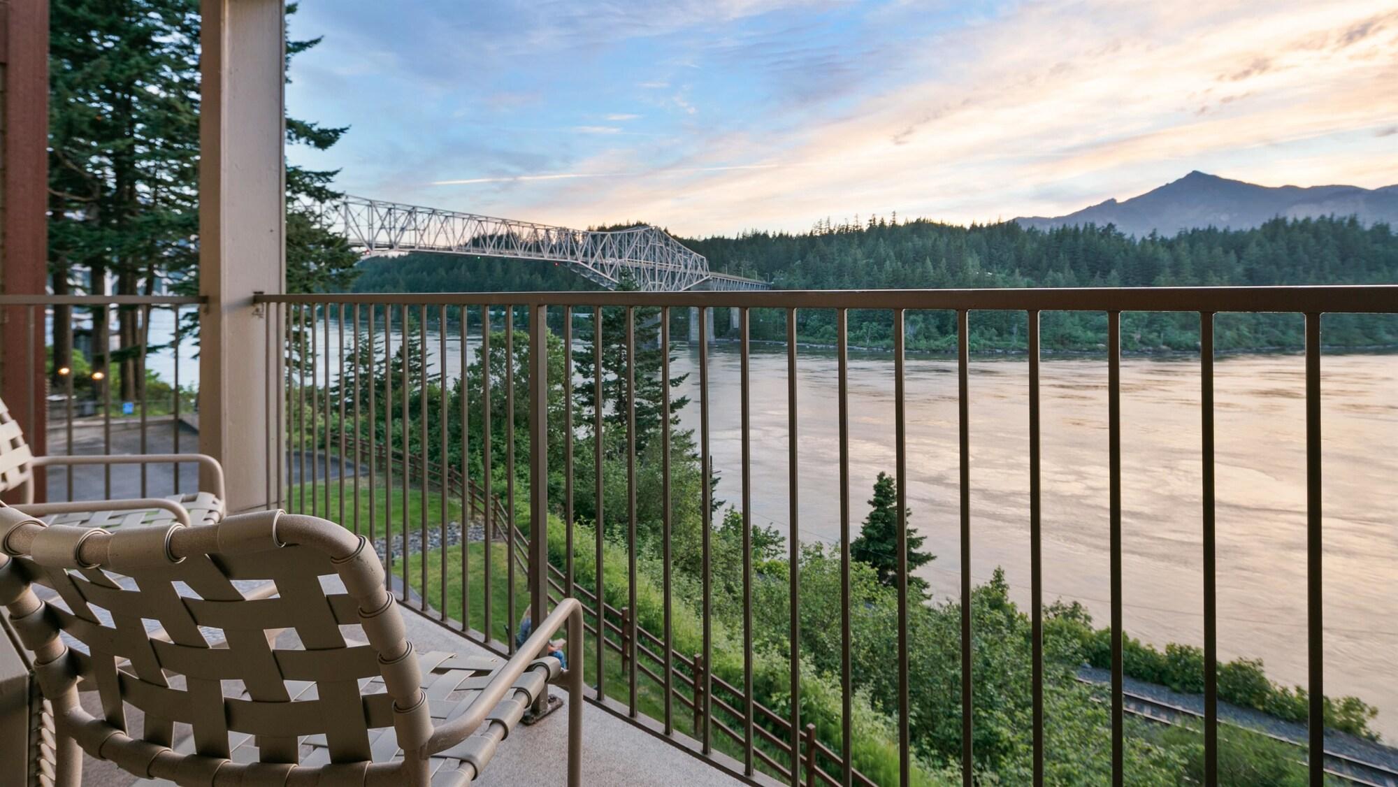 Best Western Plus Columbia River Inn Cascade Locks Exterior foto